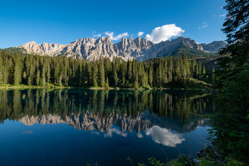 Lago di Carezza - 371969346