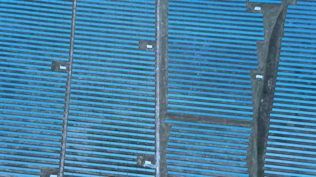 Descending to a huge photovoltaic central
