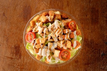 Salada Caesar
