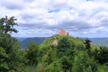 Fototapeta na wymiar Castle Trifels in Palatinate Forest in Germany