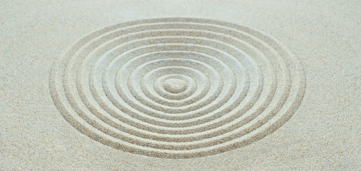 Fototapeta na wymiar Sand circle