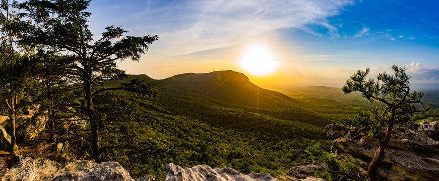 MOUNTAIN VIEW SUNSET