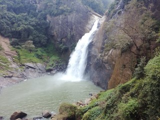 Dunhinda waterfall