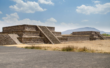 Fototapeta na wymiar teotihuacan