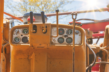 heavy duty machines © poco_bw