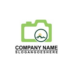Fototapeta premium Logo photo camera and mountain, digital version nature creative symbol concept. Logo Outdoor adventure and logo Mountain tourism, hiking