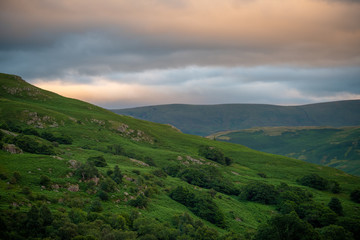 Naklejka premium krajobraz gór