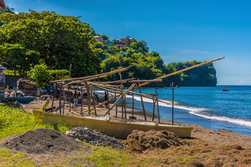 Fototapeta premium A view of the shoreline at Barrouallie, Saint Vincent