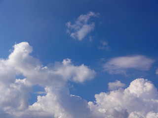 Obraz premium sunny day blue sky clouds