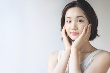 女性の美容イメージ　スキンケア　ボディケア　...