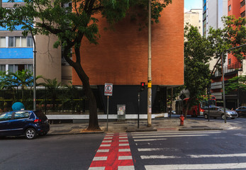 Fototapeta na wymiar Apartment building in Belo Horizonte downtown