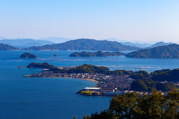 Obraz premium 呉の海音戸の瀬戸公園からの眺め