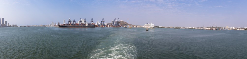 Panoramic view of the harbour and new town as seen from the sea, Cartagena, Colombia