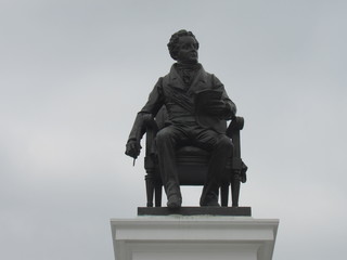 GUAYAQUIL, ECUADOR. OLMEDO MONUMENT