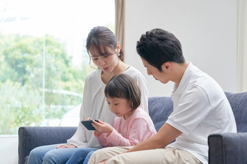 家族　スマートフォン
