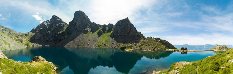 Lac du Crozet, l'atoll de Belledonne