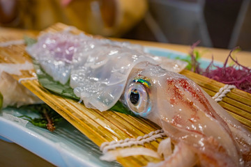 福岡県呼子の名物　透き通ったイカの活け造り