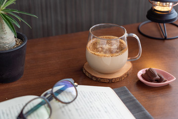 秋の読書とダルゴナコーヒー