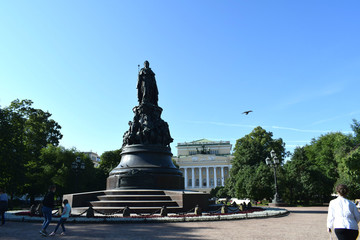 Fototapeta premium statue in the Park