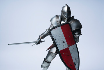 knight with sword and shield - obrazy, fototapety, plakaty