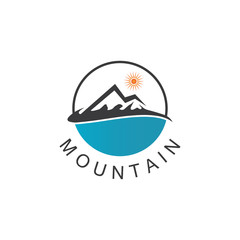 Obraz premium Mountain icon Logo