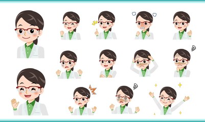 メガネを着た専門職の女性