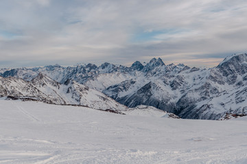 Fototapeta na wymiar beautiful panorama of the snowy Caucasus range