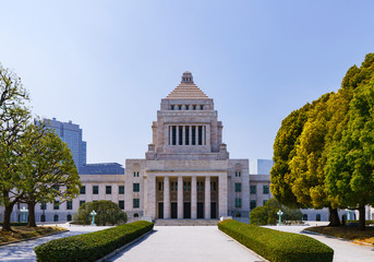 国会議事堂の外観【日本の政治のイメージ】