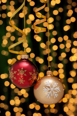 Christmas decoration with balls and ribbons.