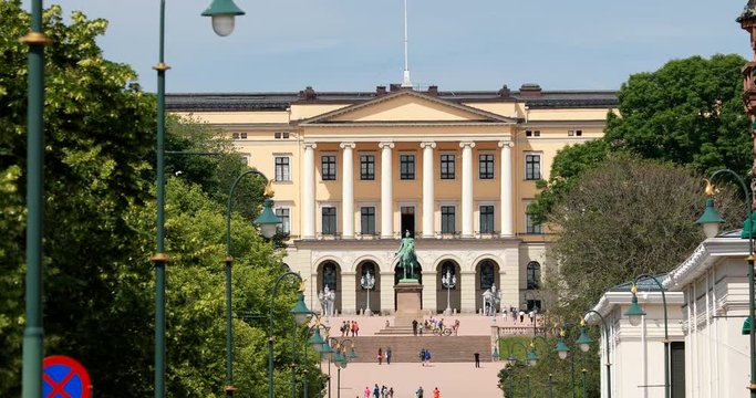 Oslo, Norway. People Walking Near Royal Palace (Det Kongelige Slott) In Oslo, The Capital Of Norway. 4K.