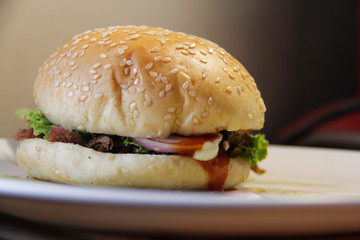 hunter beef burger