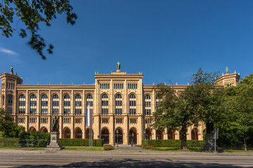 Naklejka premium Regierung von Oberbayern in München |&nbsp;Munich | Panorama