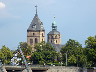 weserbrücke in hameln, niedersachsen