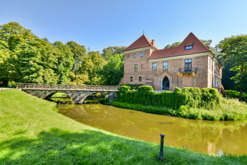 Fototapeta na wymiar Castle in Oporow in central Poland.