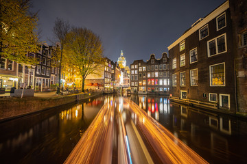 Obraz premium Amsterdam waterway