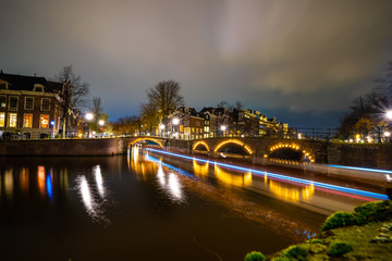Fototapeta na wymiar Amsterdam waterway