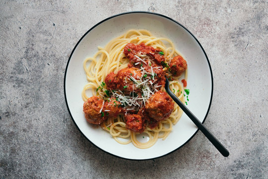 Spaghetti with meatballs
