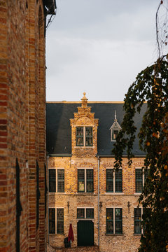 Architecture in Muelle de las Rosas (Rozenhoedkaai)