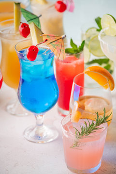 variety of summer cocktail image