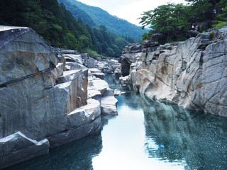 Nezamenotoko Gorge in Kiso, Agematsucho, Japan　木曽八景　寝覚の床