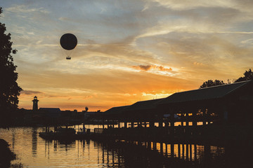 hot air balloon over lake