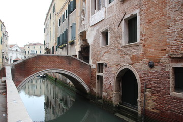 Fototapeta na wymiar Venetian canal scene, Venice, Italy.