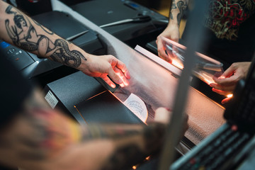 Quhaceres de un tatuador