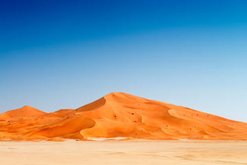 Fototapeta na wymiar Sand Dunes in Middle East - Oman