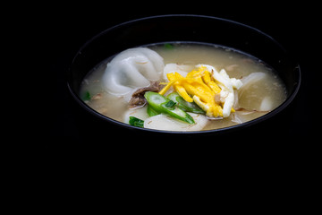 Korean food rice cake and Dumpling Soup, Sagol Tteok Mandu Guk