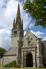 Fototapeta na wymiar Église Notre-Dame de la Clarté et Saint-Budoc à Beuzec-Cap-Sizun dans le Finstère en Bretagne