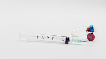 Disposable sterile syringe and ampoules