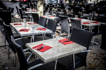 terrasse de restaurant en été