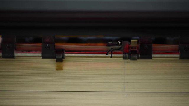 Offset printing process on a Lithrone G29 machine from corp. Komori