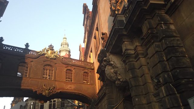 Dresden Schloss Frauenkirche F&uuml;rstenzug Schlossplatz Kathedrale Kunstakademie Sachen Deutschland